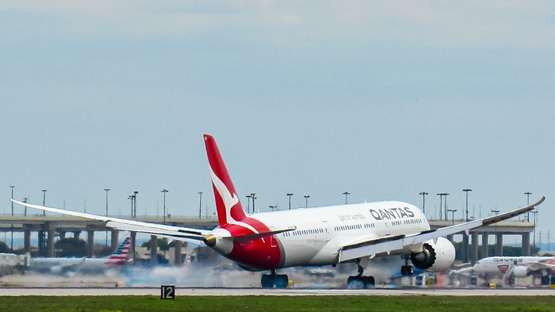 Happy anniversary, @Qantas! Thank you for serving DFW Airport since May 16, 2011, and soaring into the hearts of passengers ever since. 🎉🧡🦘 📸 @strawbmommy