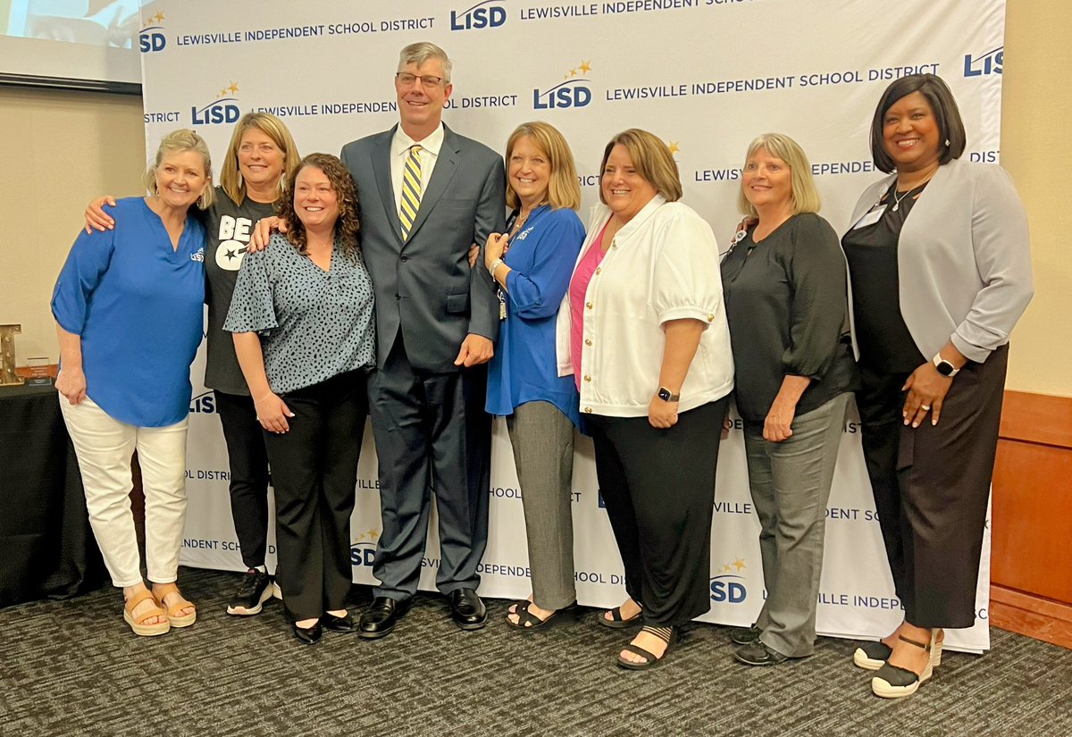 Thank you to Mr. Plunkett for your service to the students, staff and communities of Lewisville ISD!

Congratulations on an amazing career and best wishes for many happy days ahead in retirement! 🌟