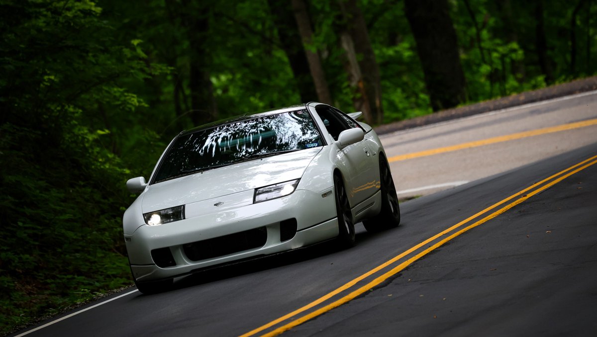 Obligatory Dragon photos 🐉

#tailofthedragon #us129 #Zdayz #touge
#300zx #nissan #nismo #cars #boosted #twinturbo #z32 #fairladyz32 #znation #jdm #フェアレディZ