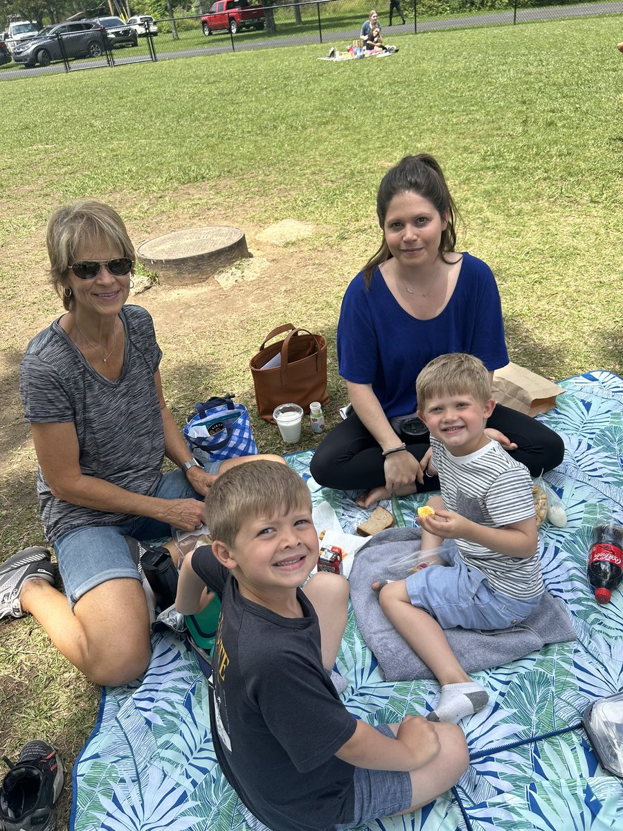 Wow! What a day at JTF! We had the 3rd grade potato Olympics (pics to come), Kindergarten Roundup (pics to come), and family Picnic at the Pond. A parent said, “This is chaos but organized chaos. So much fun!” Thank you to Kona Ice and Crazy Daisies for joining in on the fun.