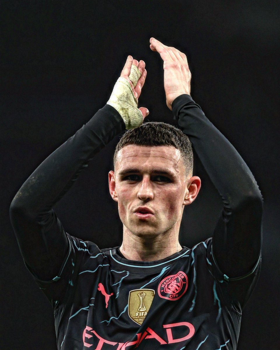 Phil Foden: “We’ll give everything to try and win the Premier League four times [in a row] which has never been done before. It’s history and I don’t think I can ever see it being done again.” 🏆🏆🏆❓