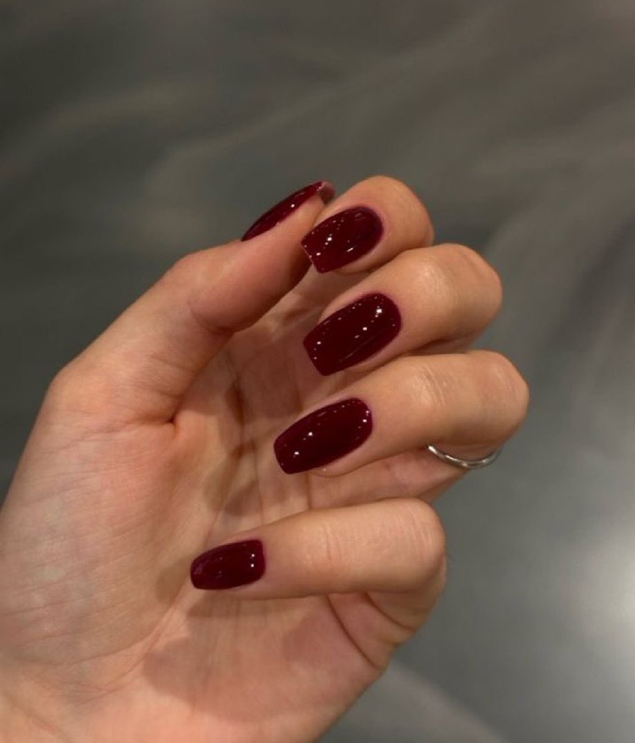 cherry red nails 🍒