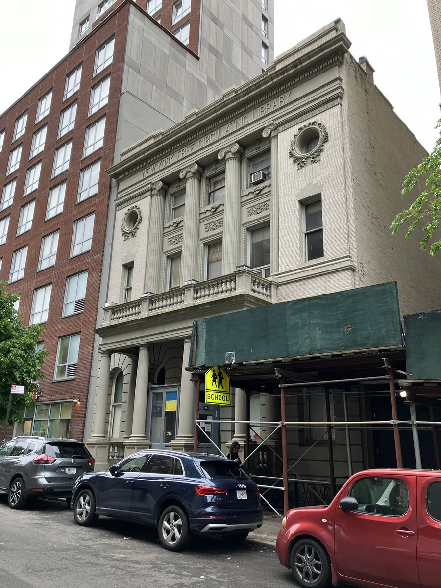 New York is full of intriguing Ukrainian places, like the Ukrainian Free Academy of Sciences on 100th St where they hold archives of Volodymyr Vynnychenko, Lesia Ukrainka’s family members, and so much more How many stories, how many potential books, behind that unassuming facade?