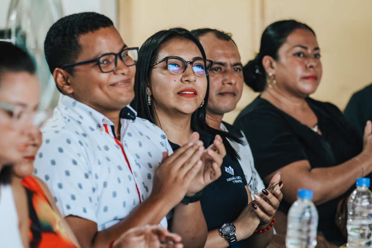 Nos reunimos con dirigentes juveniles, comunitarios, agrícolas y concheros, de Naranjal, con el fin de socializar nuestras acciones en pro del cambio en nuestra provincia. Las obras ejecutadas por la Prefectura Ciudadana del Guayas han permitido evitar inundaciones y atender a