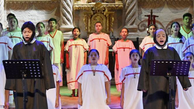 🇧🇴 #Bolivia Reviven ópera indígena en lengua ancestral → acortar.link/ArHSd4 Una ópera barroca escrita por un indígena cobró vida en bésiro, su lengua original, tras pasar siglos oculta en una iglesia en medio de la #Amazonía de Bolivia.