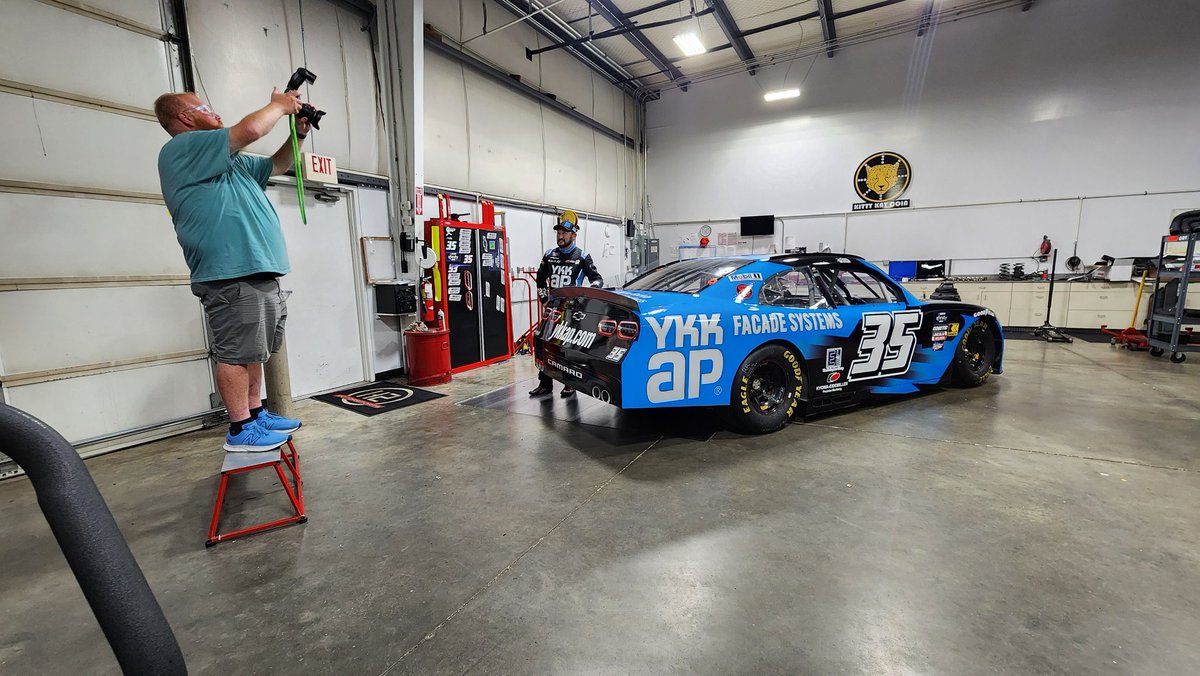 👀 @YKKAPAmerica race car is looking beautiful 👀