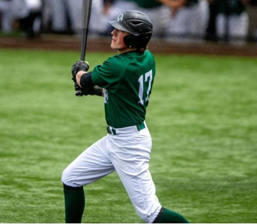 It's playoff time! Join us tommorow at Champion Carwash Feild for the Southern Super-Regional! Your RiverHawks take on the winner of Game #1 between Clark College and Bellevue College. Game #1 starts at 1:00, RiverHawks play at approximately 3:30...Go Hawks!