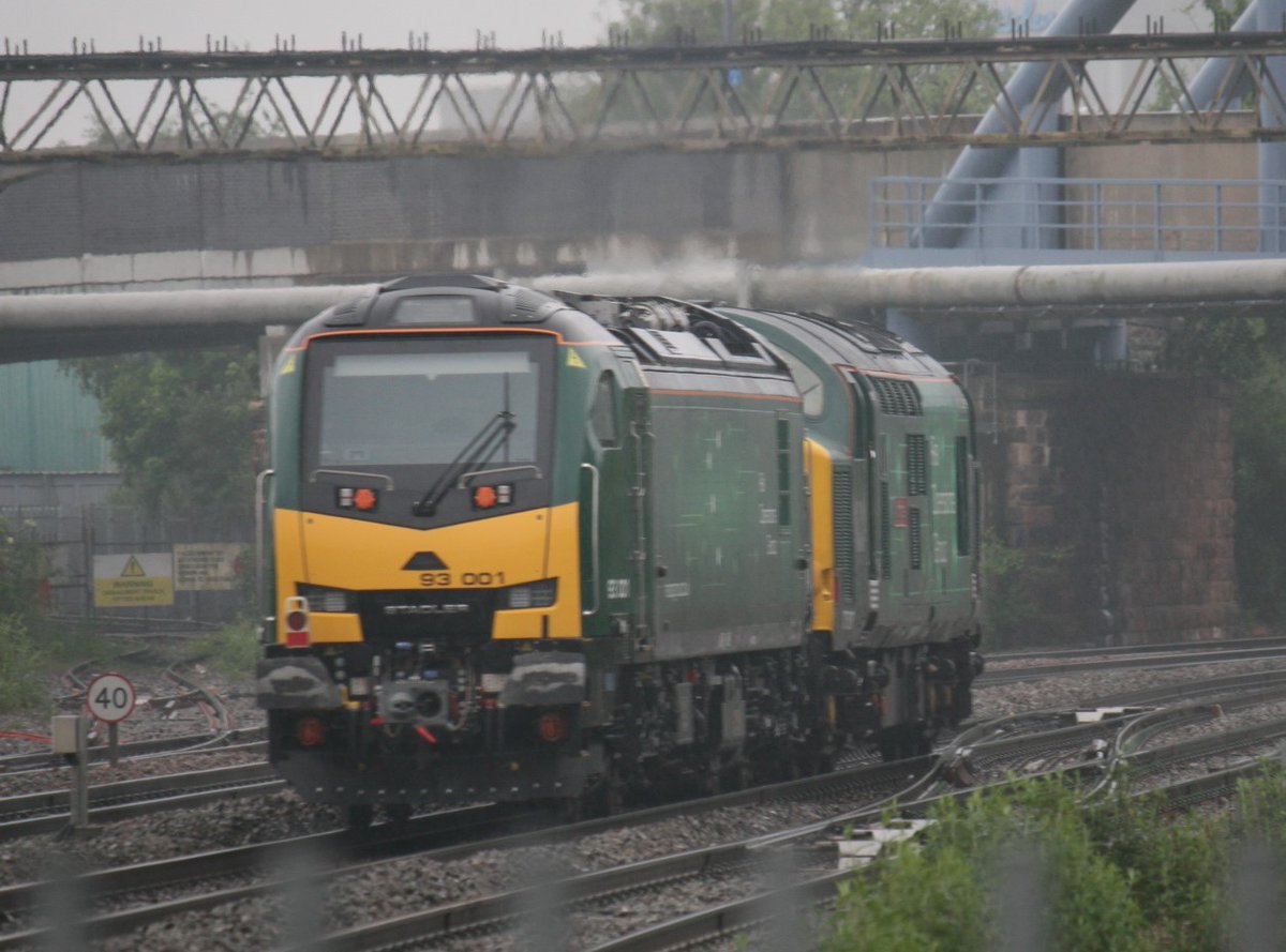 16/5/24 93001 being hauled through Derby by 37608 from Worksop to Crewe