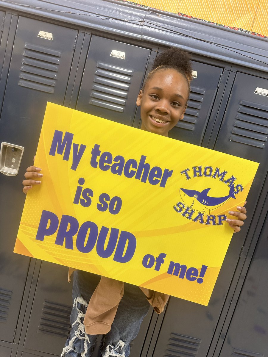 SharkSigns tweet media