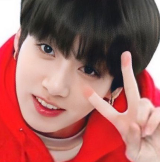 thvjkmon's tweet photo. baby koo                             baby jungkook https://t.co/orrXu8boRC