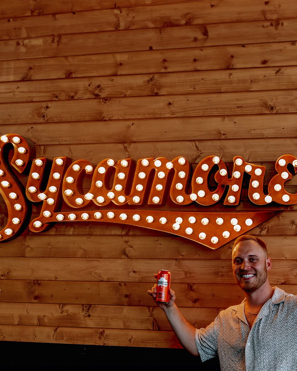 Love is...BEER 🍻 

We loved hanging out with one of Sycamore’s favorite regulars, @jimmypresnell!
