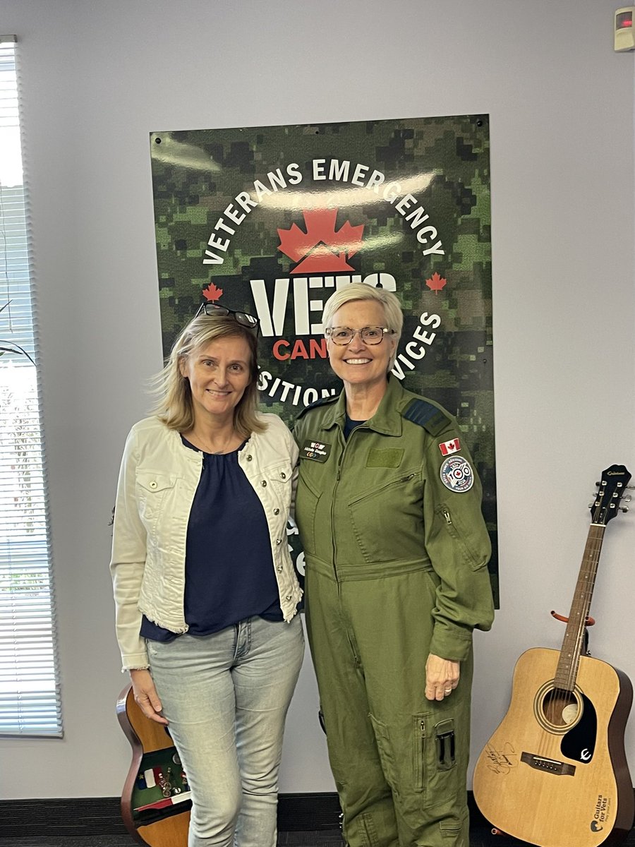 Loved the chance to pop into the Dartmouth Drop in Centre for @vetscanada and see my friend Debbie Lowther. The work done by VETS Canada is life saving for veterans and I'm so grateful for all they do. Thanks Deb & Jim and the whole team. 🩷 #veterans