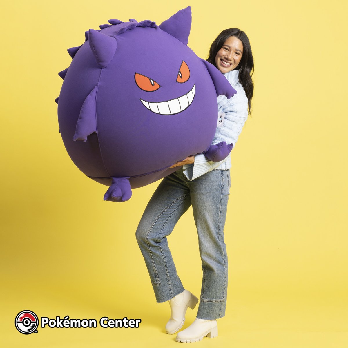 They're big!
They're round!
They're... 👁️ 👄 👁️

Pre-order Jigglypuff, Gengar, and Lechonk supercomfy, supersoft bean bag chairs by Yogibo until July 7th from Pokémon Center:
🔗 pkmn.news/Yogibo