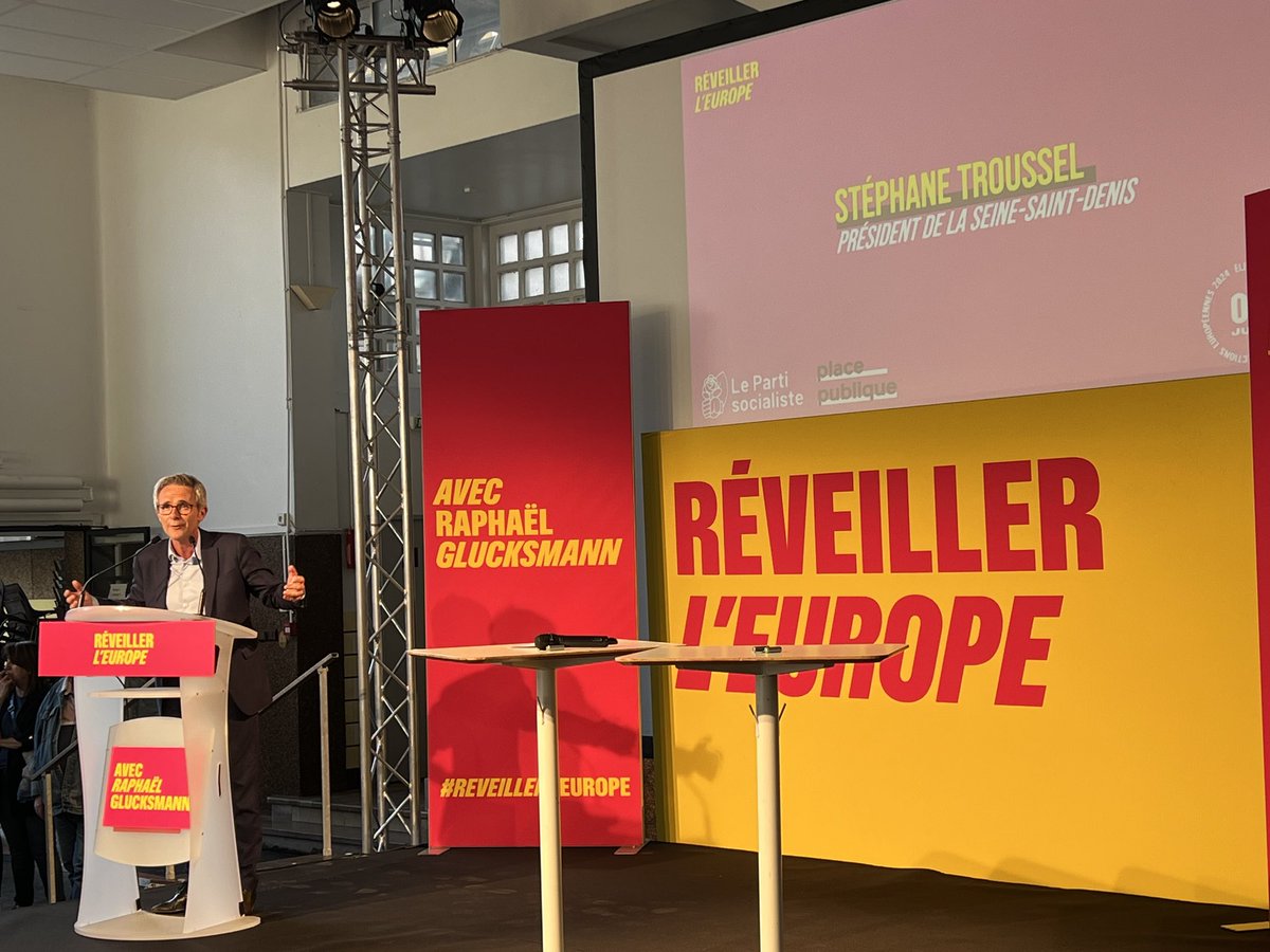'Le 9 juin un seul jour, un seul tour, in seul bulletin de vote pour battre l'extrême droite, pour réveiller l'espoir et pour #ReveillerLEurope, c'est celui de @rglucks1 !' @StephanTroussel en meeting ce soir au Pré-St-Gervais 🇪🇺✊ #Europeennes2024
