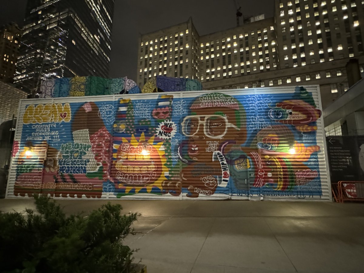 extensis's tweet image. We&apos;re loving this cool photo 📷 that our CEO, Toby Martin, took while in NYC for the Henry Stewart Creative Operations (@henrystewartdam) event. 

#creativeoperations