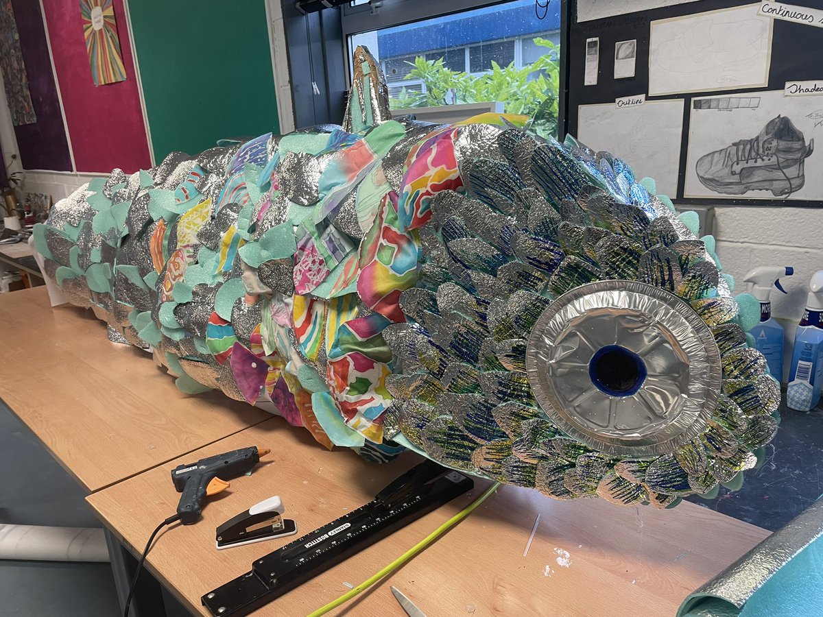 The LCA ‘Salmon of Knowledge’ is coming along great nicely just in time for the Graduations next week! The students created beautiful Batik artwork and used them as the scales 🐠 #collaboration @moylepark