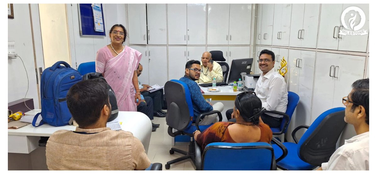 MilestoneNgo's tweet image. local monitoring committee FLC meeting was held at the Canara Bank Head Office in New Delhi. This important event brought together officials from various banks, etc to discuss significant topics. I attended the meeting as member of district level committee 
. 
#FinancialLiteracy