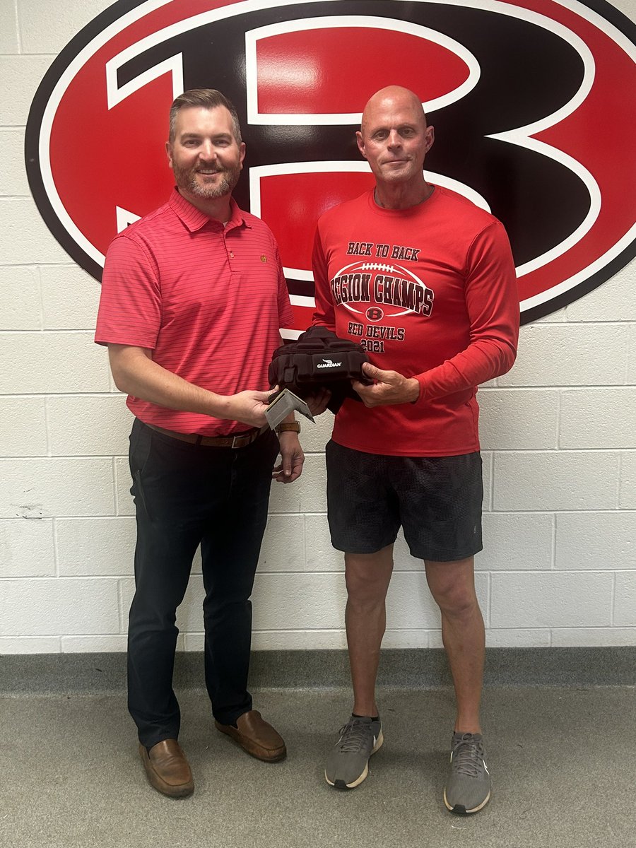 Thank you to Mike Bell Chevrolet and Jordan Bell for donating Guardian caps to help protect our Red Devils!!! @GradickSports @HSM_WestGA @NwGaFootball