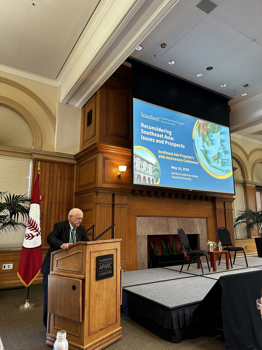 Strong start to the @StanfordSAPARC anniversary conference, with opening speeches from @Stanford president; Malaysian PM @anwaribrahim, & Thai MP - and once PM-elect - @Pita_MFP…