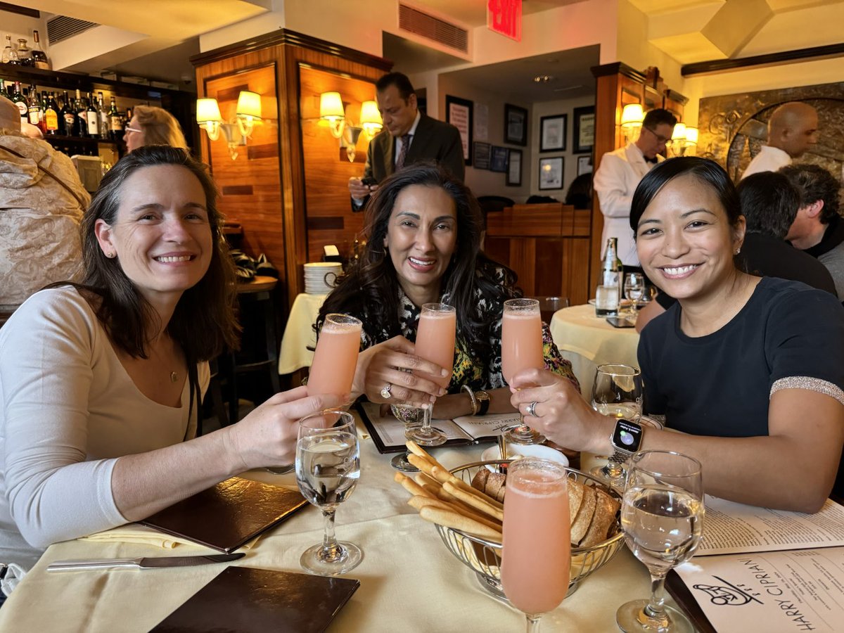 Sumit Subudhi (@sumit_subudhi) on Twitter photo Cheers! At Harry Ciprianiās with bellinis to start the celebrations for Robert & Laurenās wedding on Saturday!! ā¦<a href="/aaparicioMD/">Ana Aparicio</a>ā© ā¦@PamSharmaMDPhDā© ā¦<a href="/DianaSubudhi/">Diana Rafanan</a>ā© Cheers! At Harry Ciprianiās with bellinis to start the celebrations for Robert & Laurenās wedding on Saturday!! ā¦<a href="/aaparicioMD/">Ana Aparicio</a>ā© ā¦@PamSharmaMDPhDā© ā¦<a href="/DianaSubudhi/">Diana Rafanan</a>ā©
