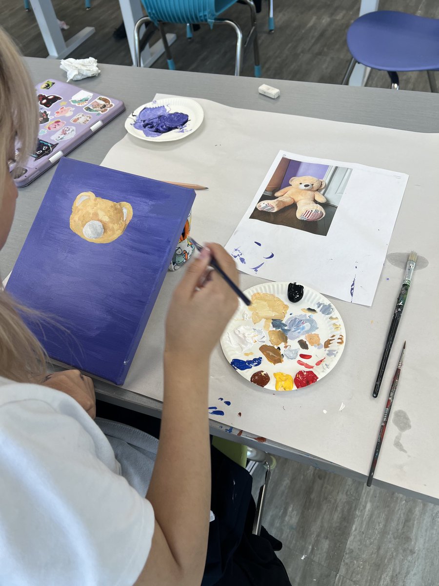 'Heirloom' toy painting #Gr8 making memories connecting with their past excited for their future ⁦<a href="/HTSRichmondHill/">HTS Richmond Hill</a>⁩ ⁦<a href="/HTS_PereiraRaso/">Helen Pereira-Raso (she/her)</a>⁩ ⁦<a href="/trayc4teach/">𝕋𝕣𝕒𝕔𝕪 𝔽𝕒𝕦𝕔𝕙𝕖𝕣 (she/her)</a>⁩ ⁦⁦@LisaWest23⁩