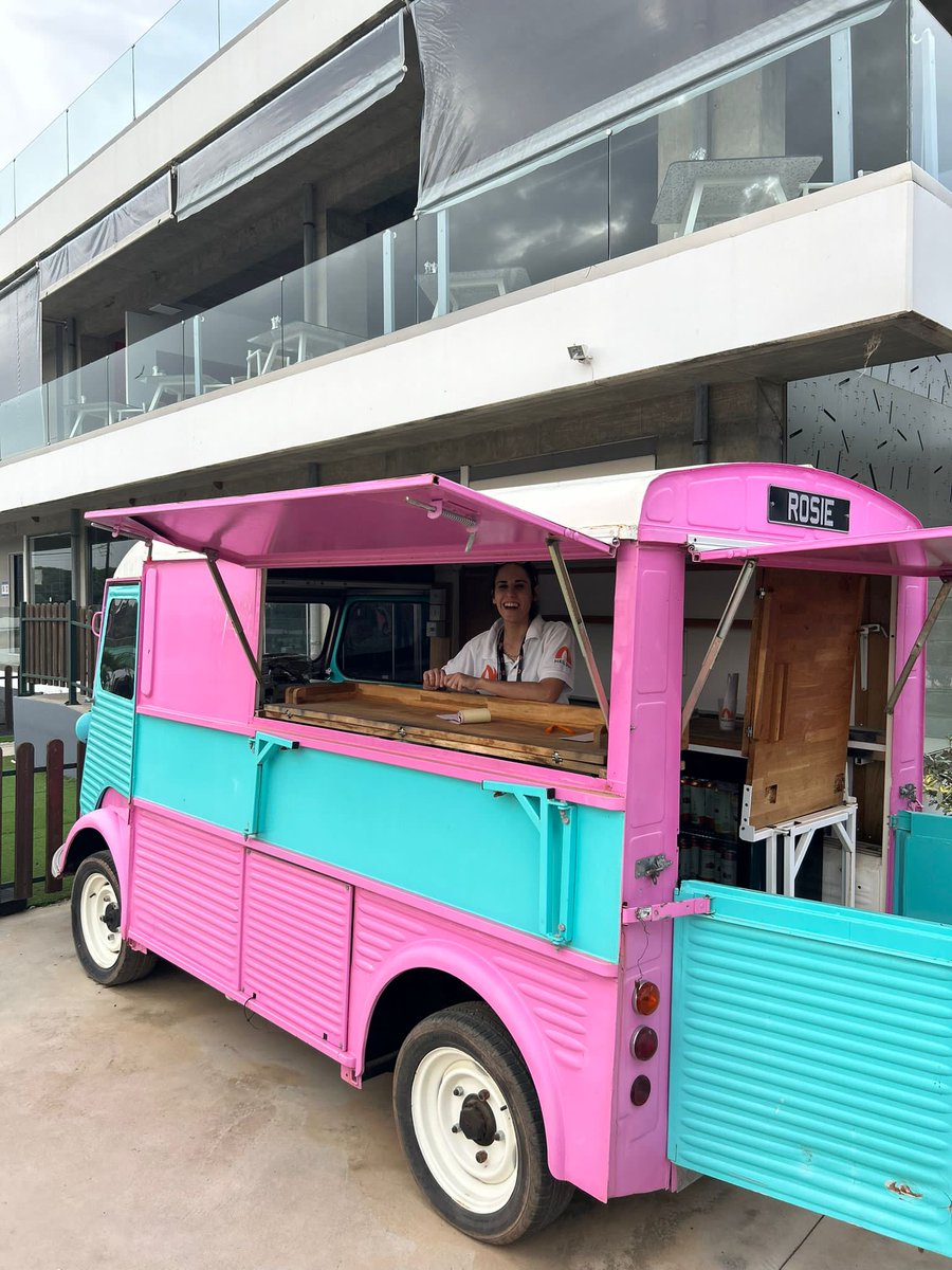 Can confirm that Booze and Balls still works 👍 In case you were wondering... 

<a href="/neilsonholidays/">Neilson Active Holidays</a> #tennis