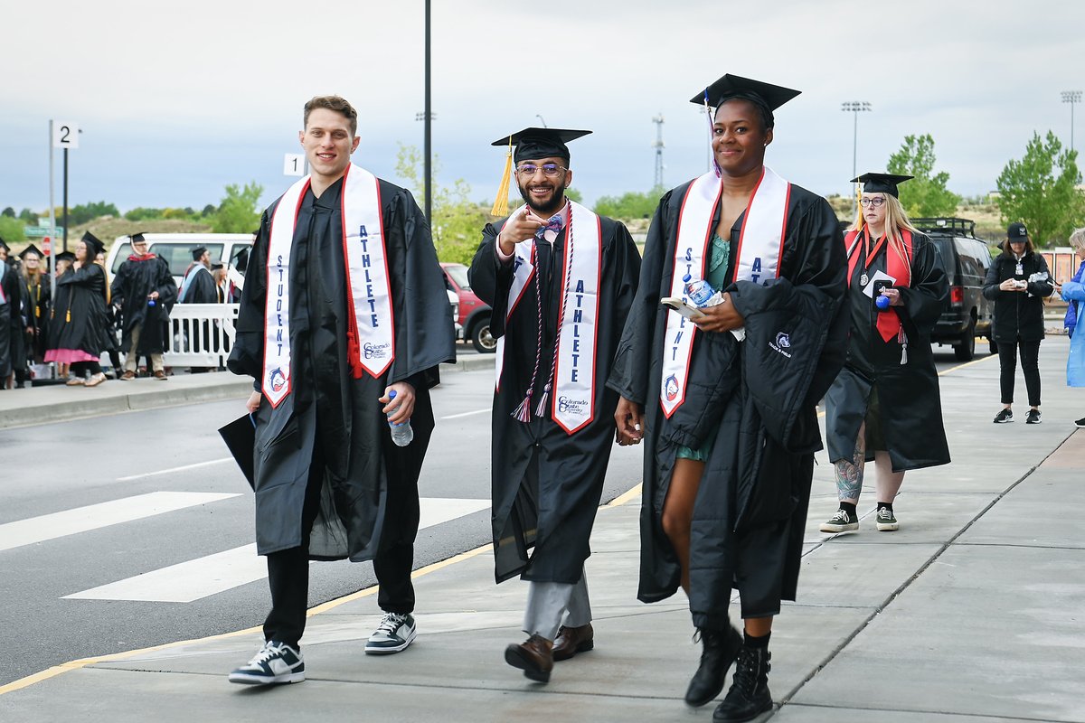 CSUSystem's tweet image. A #ThrowbackThursday to this past weekend at our Fort Collins and Pueblo campuses, where more than 6,000 remarkable graduates received their degrees. The entire #CSUSystem is excited to see the mark you make on the world.

Congratulations, Grads 🥳