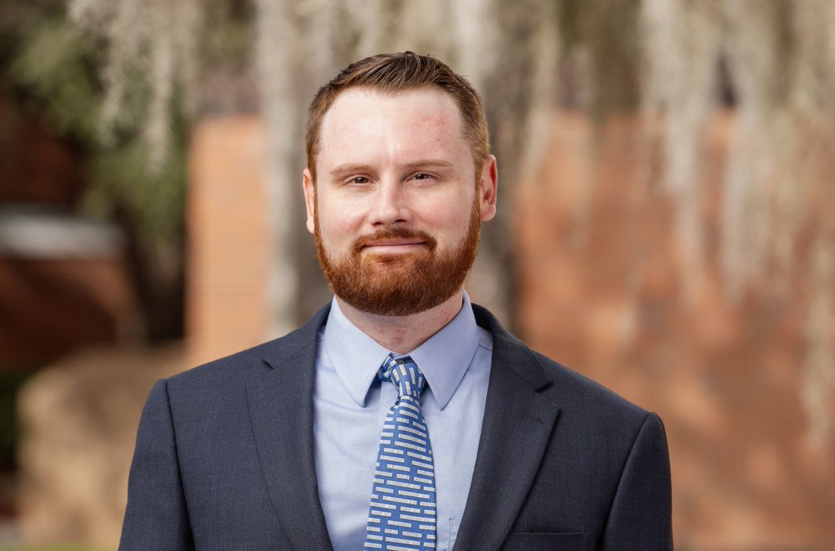 Introducing Dr. Allen Porter, who will assume the position of Assistant Professor of Philosophy in the summer of 2025. Dr. Porter's interests include phenomenology, ethics, politics, the philosophy of technology, and the history of philosophy. uaustin.org/people/allen-p…