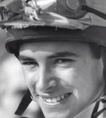 10 años de la muerte de uno de los seres humanos que más me ha impactado, no del hipódromo sino de los que he conocido: Pablo Font. No te olvidamos