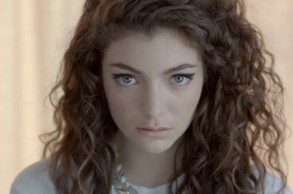 Pop Crave tweet media