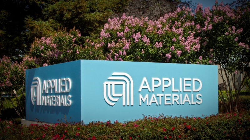 Applied Materials earnings preview: UBS shares thoughts ahead of Q2 print loom.ly/IZZ2niM