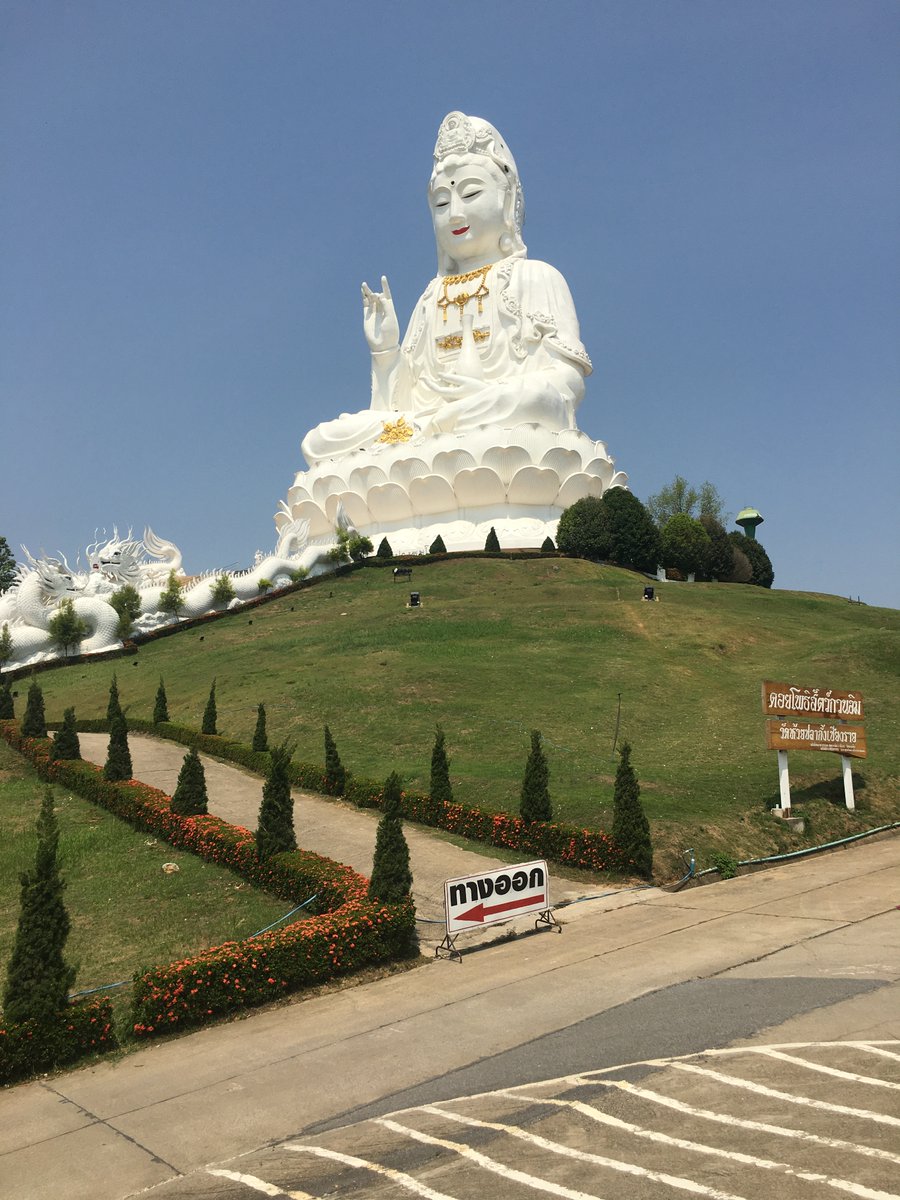 @JamesLucasIT White Buddha - Thailand...⚓️😎