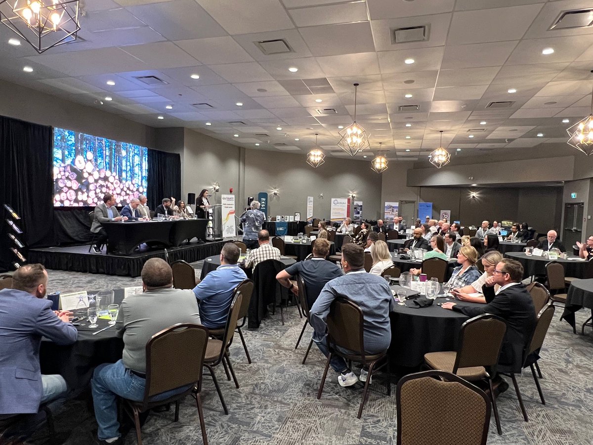 Last week, COFI’s VP and Chief Forester, Michael Armstrong, spoke at the Natural Resources Forum organized by the @KamloopsChamber for a panel discussion on the Energy, Mining, Construction and Forestry industries in BC. He joined fellow panelists Tim Shaw, Public Affairs