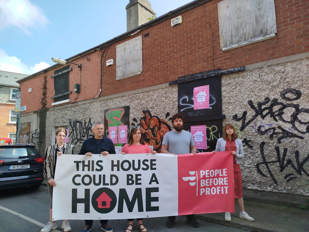 Highlighting the disgrace that is the 160 000 vacant properties across the country and over 2 000 in South Dublin County. Vacant and derelict properties should be Compulsory Purchased by the Councils and used for housing. #VacantHomes #Dereliction #PeopleBeforeProfit #LE24