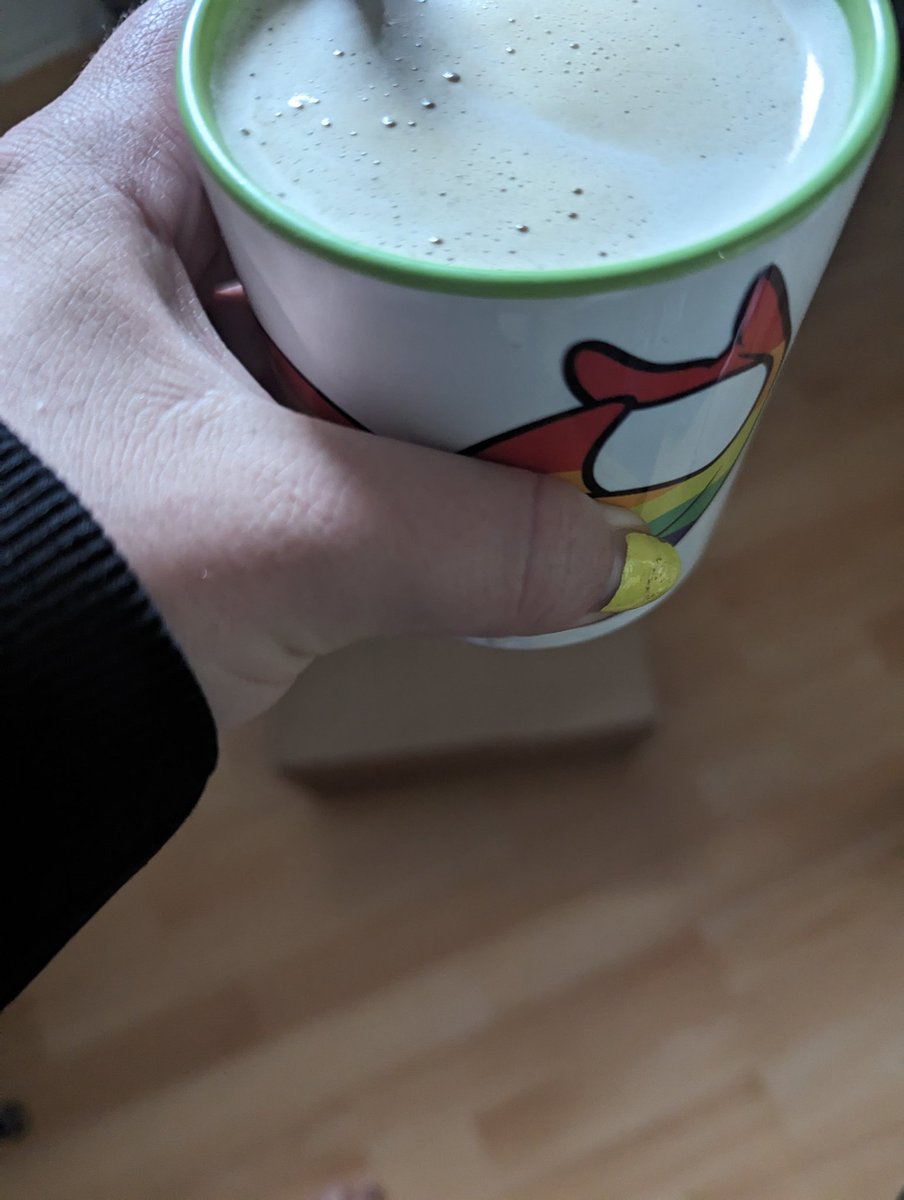 Queer_Merch's tweet image. Heute kam wieder ein Paket mit Probedrucken aus dem Shop an. Hab schon ein Mini unpacking dazu aufgenommen. 🏳️‍🌈 Später mehr