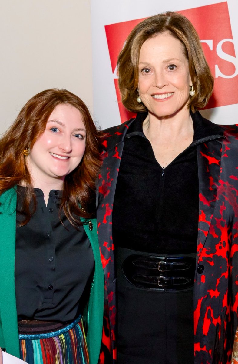 In honor of the queen herself going viral on Twitter today, Sigourney Weaver is an icon and such a wonderful person. I know she will kick ass and take names in whatever project she is it ✨ 

Picture of her and I at an event in Nyack ✌️💚