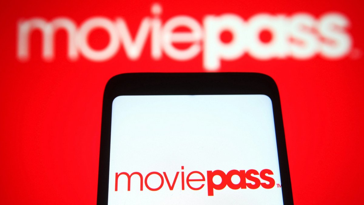 The MoviePass, MovieCrash trailer takes us back to the greatest summer ever dlvr.it/T6zhnm