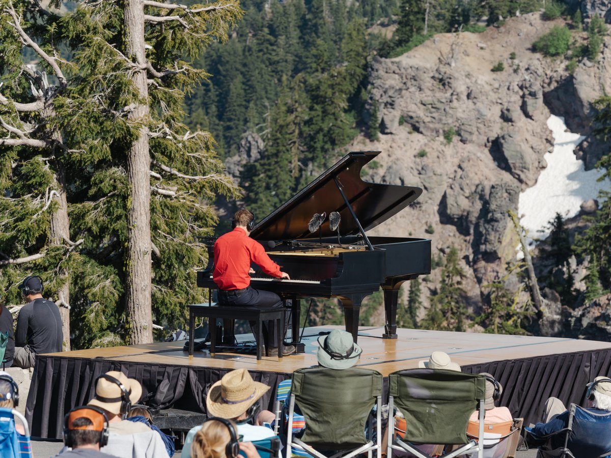 WEDNESDAY July 31 @ 7 PM: Founded in 2016 by classical pianist Hunter Noack, IN A LANDSCAPE: Classical Music in the Wild™ is an outdoor concert series where North America’s most stunning landscapes replace the traditional concert hall. TICKETS 👉 bit.ly/499gDQB