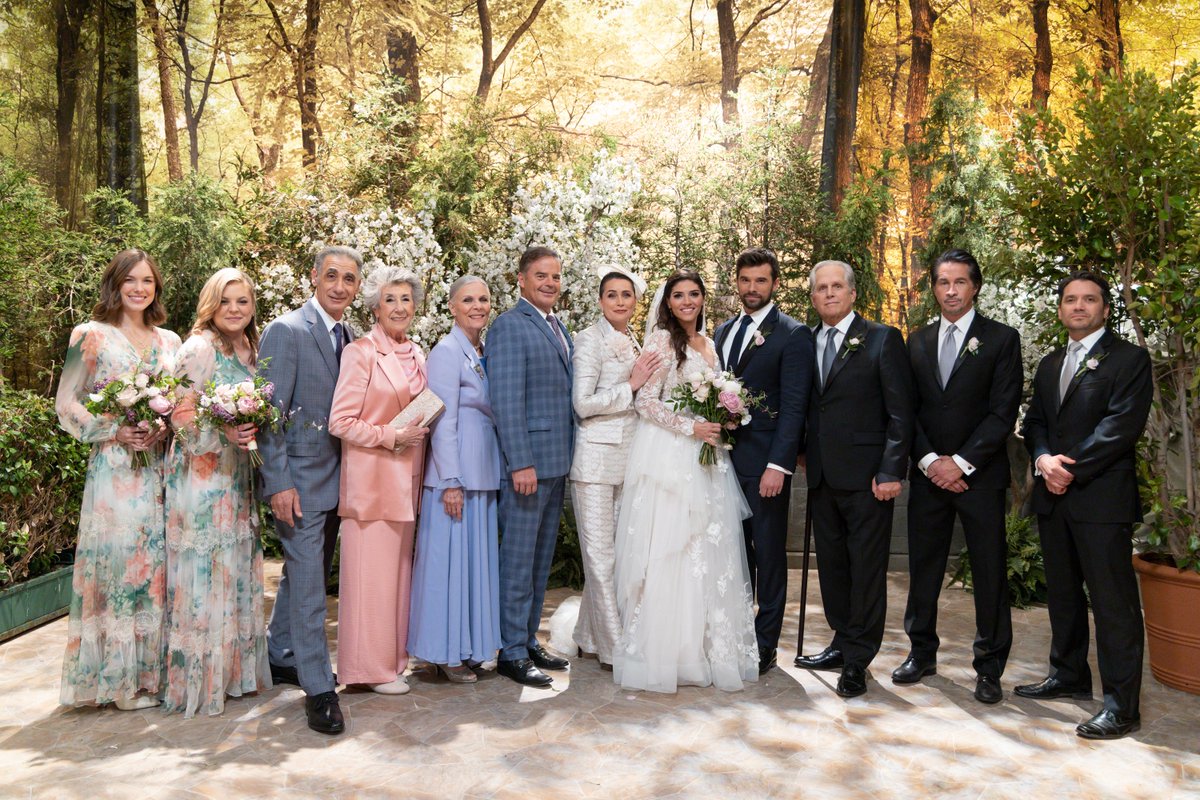 Who doesn't love a wedding? Check out this behind the scenes shot from Chase and Brook Lynn's ceremony - and don't forget to tune in tomorrow to see how it all ends. 📸 #GeneralHospital