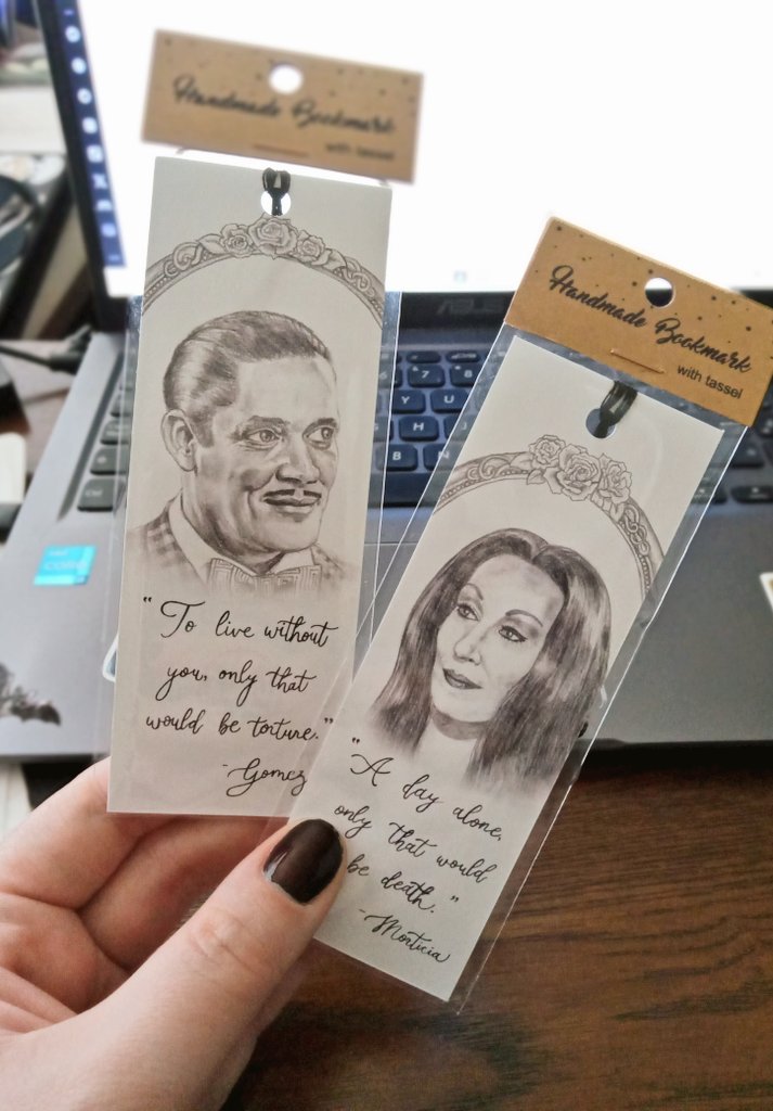 I was gifted a perfect bookmark set