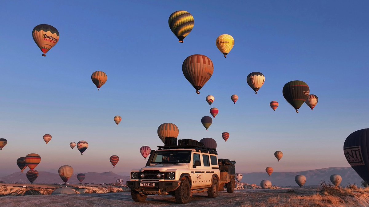 Not a bad way to start the day! #nature  #balloonlaunch #cappadocia #turkey #hotairballoons #balloons #projectwildearth