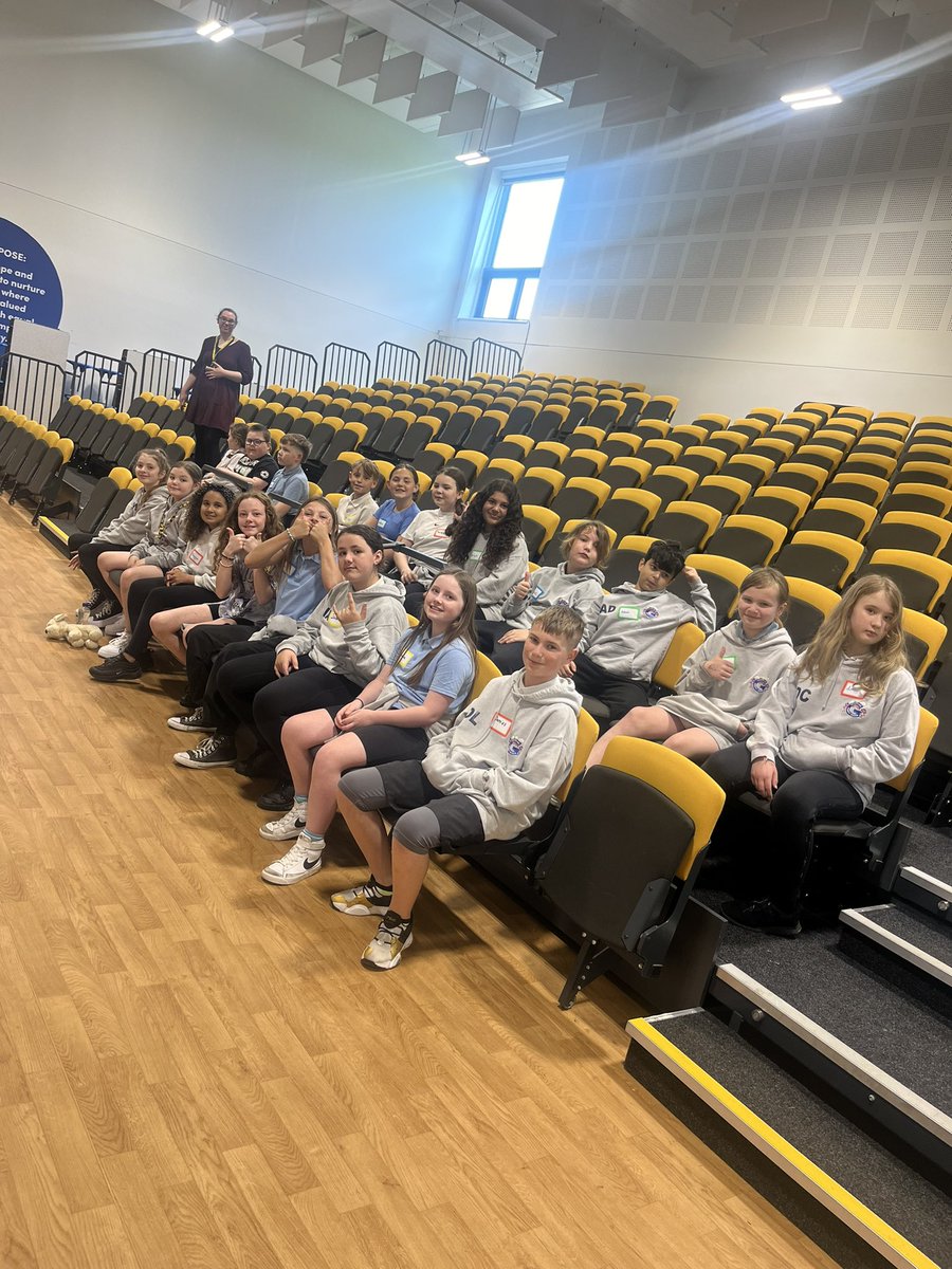 Gladstone Barry (@gladstonebarry) on Twitter photo What a great โbubbleโ visit this morning to <a href="/PencoedtreHS/">Pencoedtre High School</a> coming away feeling more confident with the transition to year 7 #transition Lovely to see so many past pupils thriving too! What a great โbubbleโ visit this morning to <a href="/PencoedtreHS/">Pencoedtre High School</a> coming away feeling more confident with the transition to year 7 #transition Lovely to see so many past pupils thriving too!
