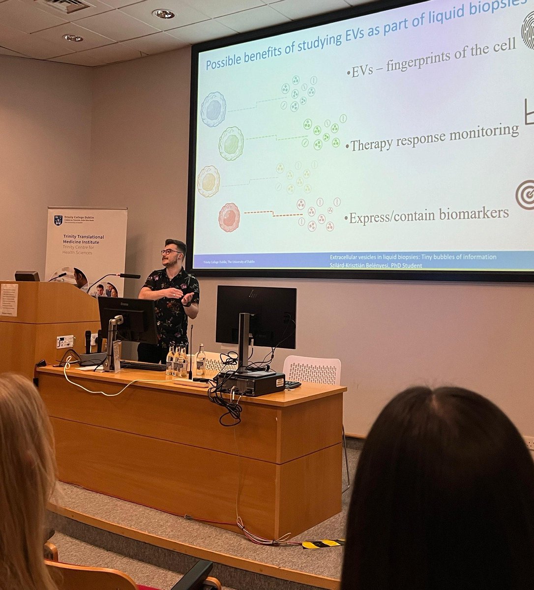 Our @CluB_Cancer1 #PhD Candidate @Kris_Belenyesi MD, presenting 'Extracellular vesicles in liquid biopsies: tiny bubbles of information' at today's Faculty of Health Sciences Research Blitz 👏 fantastic work ... @tcdTBSI @CancerInstIRE @TCDPharmacy @hea_irl #NSRPproject