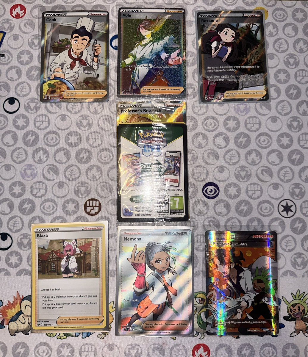 🚨 COLLAB GIVEAWAY 🚨 To give back to the community, THREE WINNERS will have a chance at these FULL ART TRAINER cards! #1 - first pick 🎁🎁🎁 #2 - choice of 🎁🎁 #3 - 🎁 ✅ FOLLOW @2thehillsss @KSquared2015 @redribbontcg @SteeloAndKri ♻️ REPOST Ends 5/21! 🍀🙇🏽‍♂️ US Only #FATCC