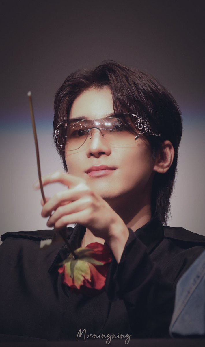 Moe 닝닝 tweet media