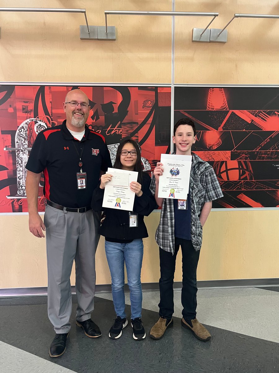 LBMS 7th graders Katelyn Tuxbury and Lewis Collier participated in the Daughters of the Republic of Texas essay contest. Katelyn placed first in district and Lewis received  honorable mention. Congratulations!!! 🏆