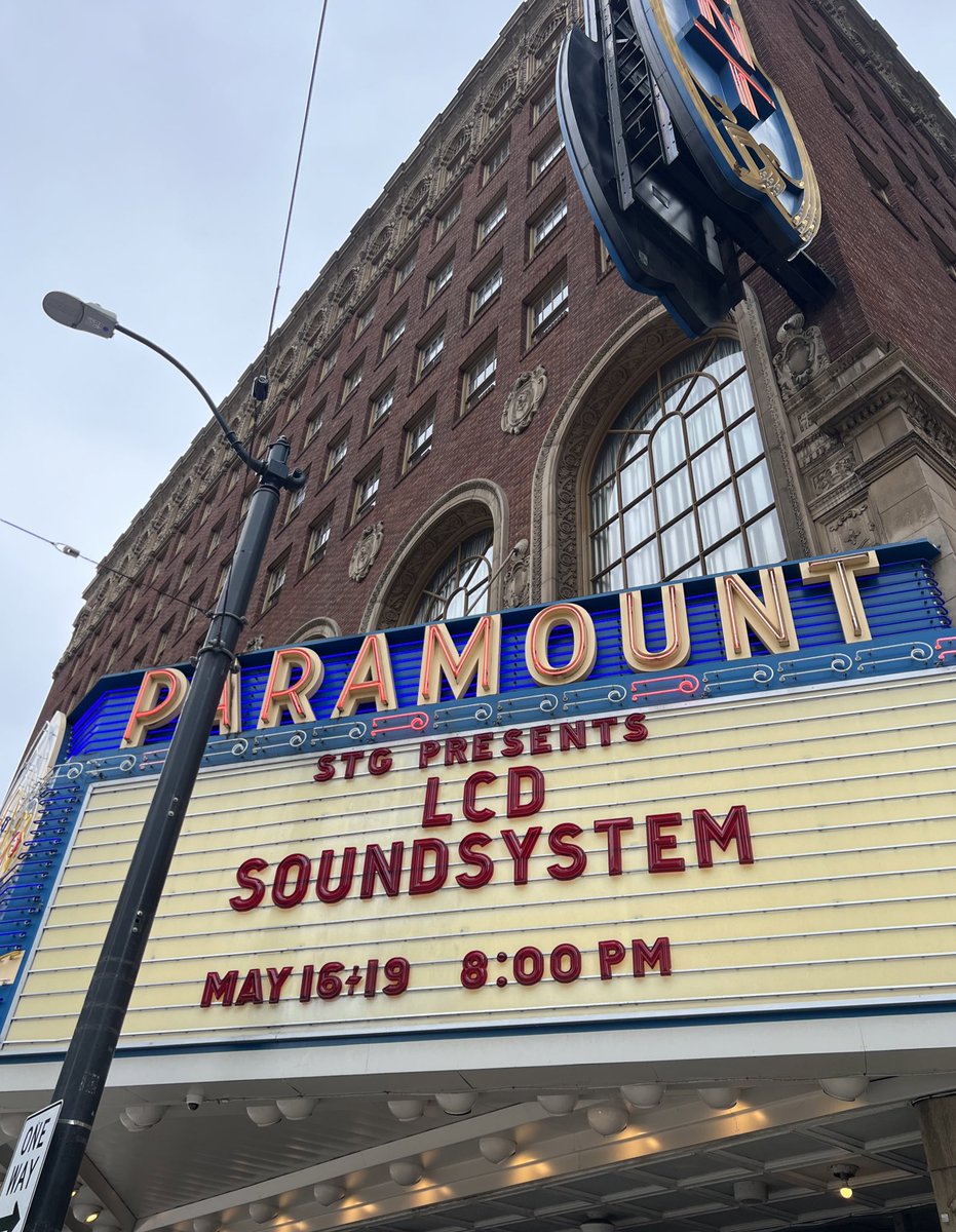 stgpresents's tweet image. SEATTLE 🗣️🪩 @lcdsoundsystem WEEKEND IS FINALLY HERE! 🪩 4 nights under the disco balls! 😝

#STGPresents #LCDSoundsystem