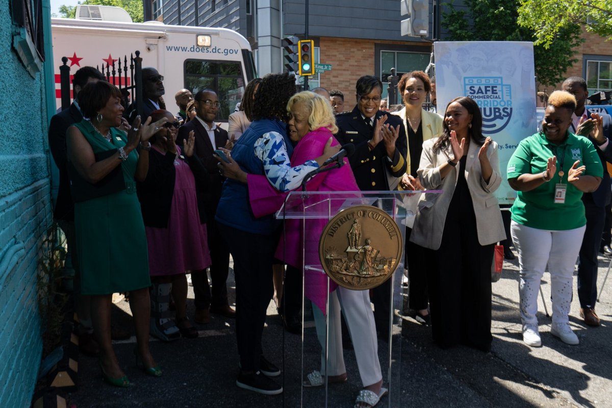 The new Safe Commercial Corridor Hub in Anacostia is open ✅ Reps from a range of agencies are on-site, and if they can't help, they'll be able to connect you with someone who can.