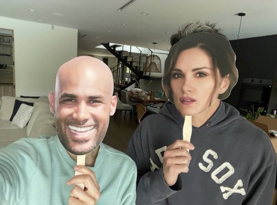 not a single soul: 
jaina and jay with a cutout of boris and stefania’s face  😭