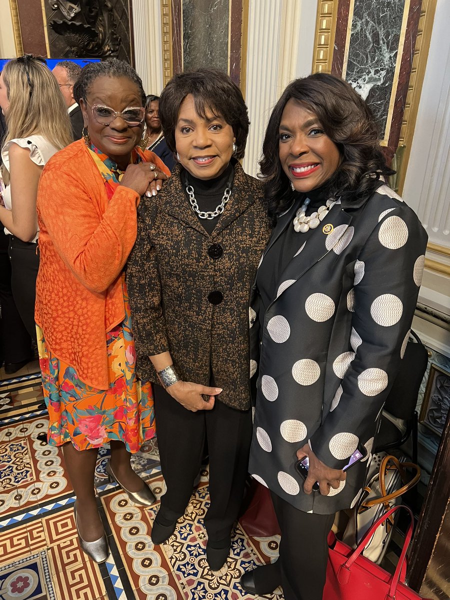 What an honor to stand with THE Cheryl Brown Henderson on the 70th anniversary of Brown v Board of Education at the White House today.   She stands as a reminder of the ongoing fight for equal opportunity in America. We must learn from our history so we don't repeat it.
